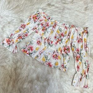 NWT Off Shoulder blouse